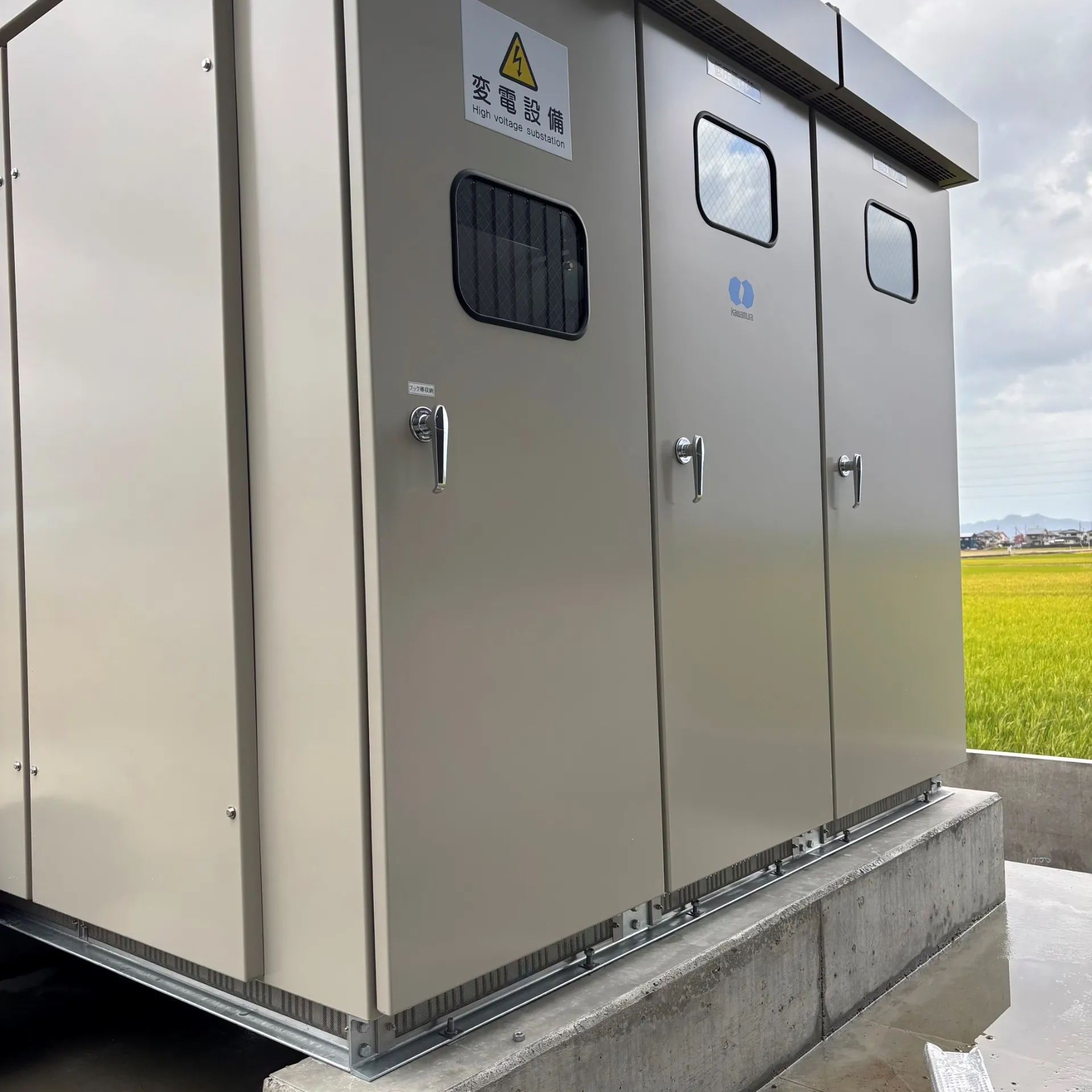 キュービクル設置完了！